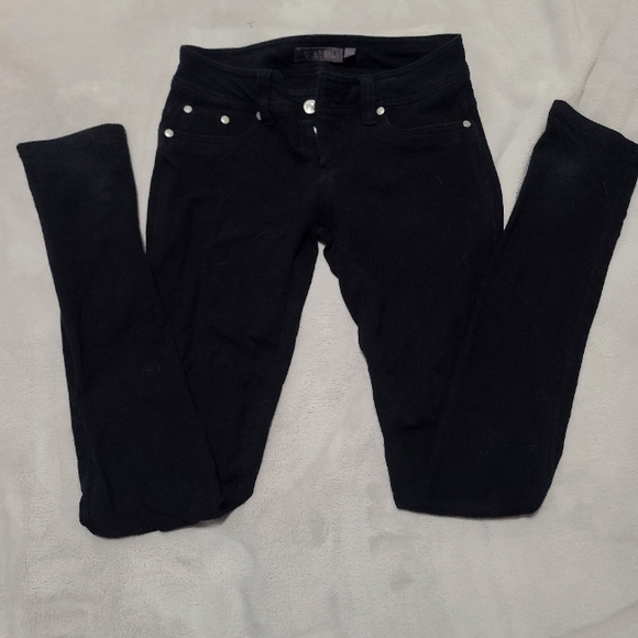 Guess Jeans - Picture 1 of 3